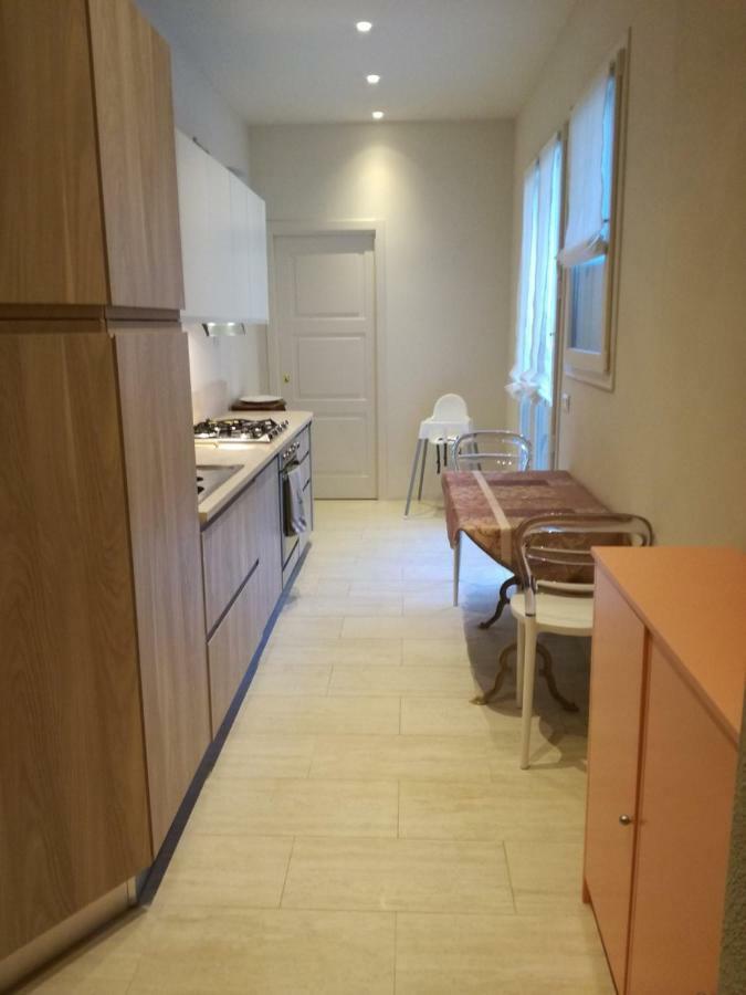شقة La Casa Di Anna فياريجيو المظهر الخارجي الصورة
